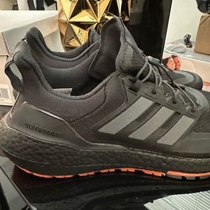 Adidas Ultraboost 22